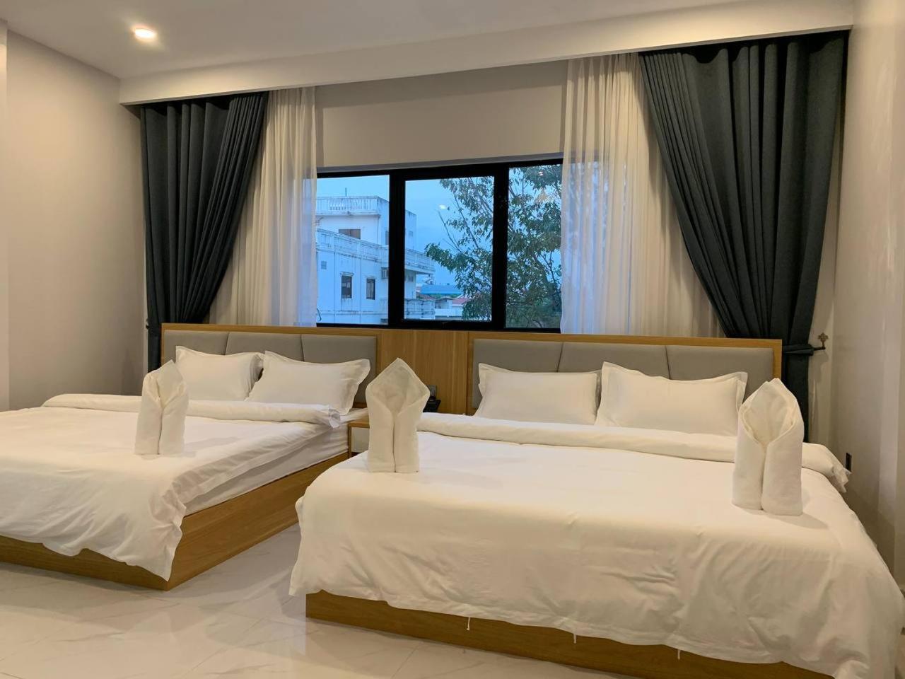 Nico'S Hotel And Skybar Siem Reap Exterior foto